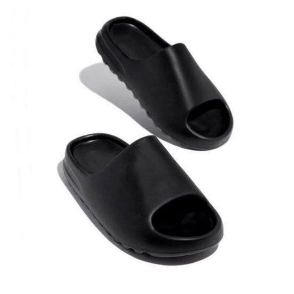 Lounge Slide Sandal in Black - Picture 2 of 9